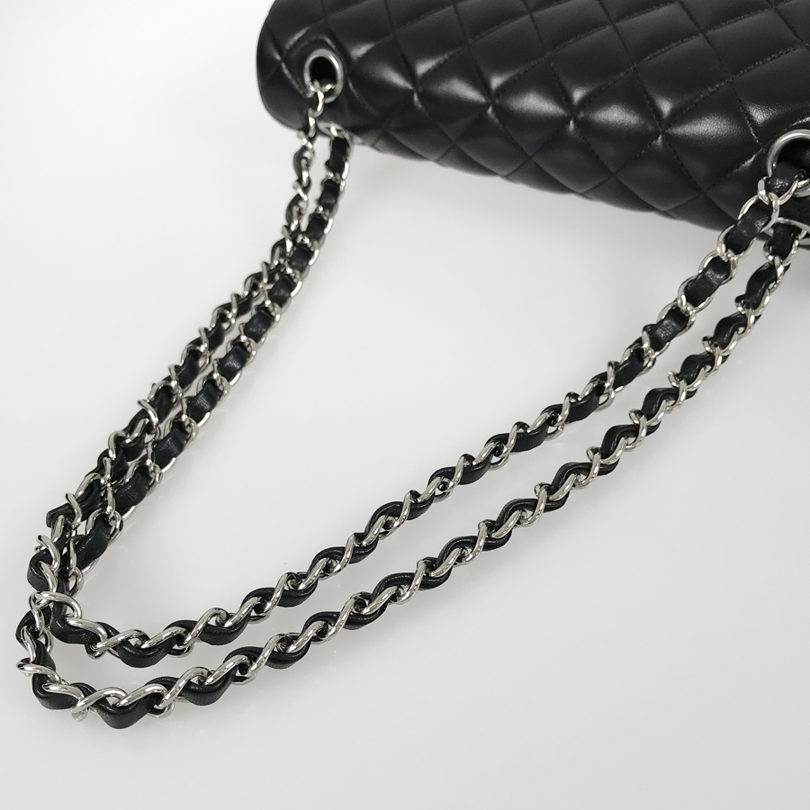 シャネル ショルダーバッグ