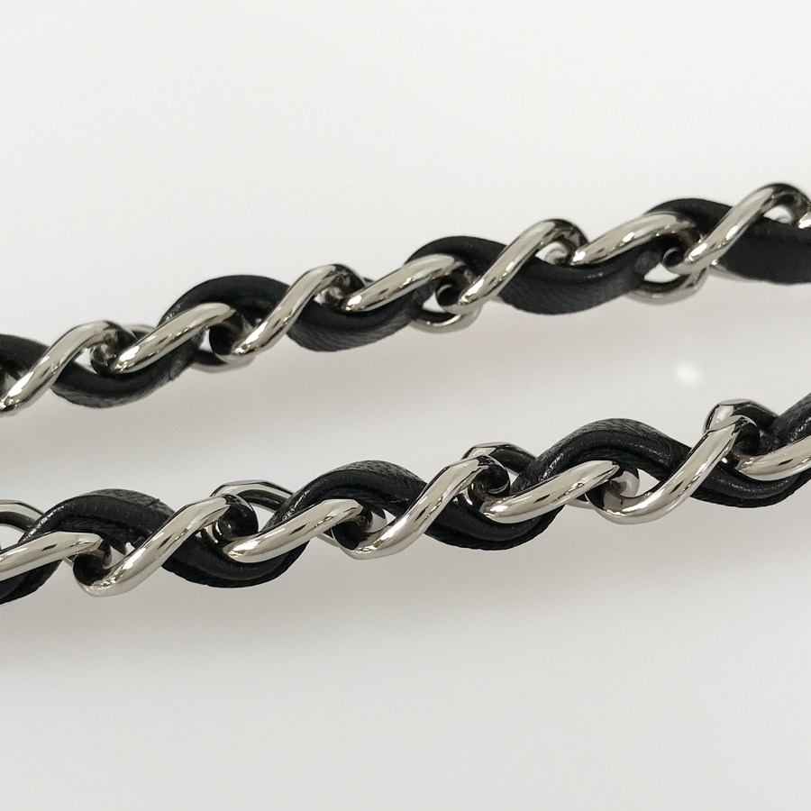 シャネル ショルダーバッグ