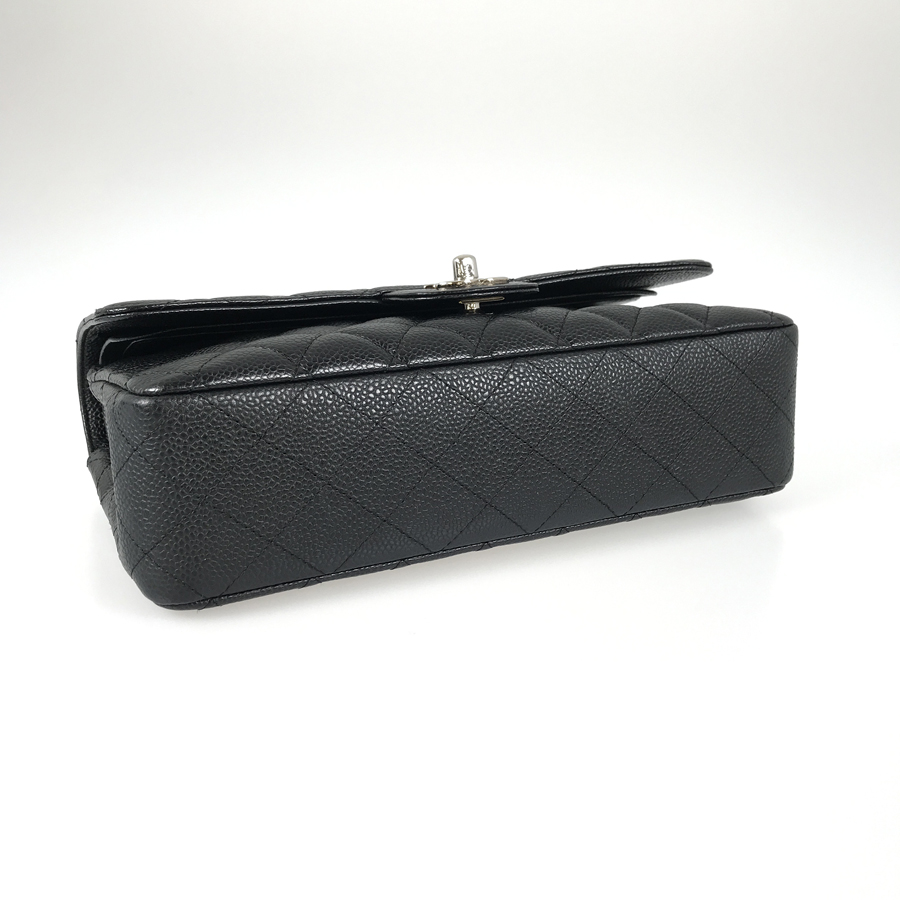 シャネル ショルダーバッグ