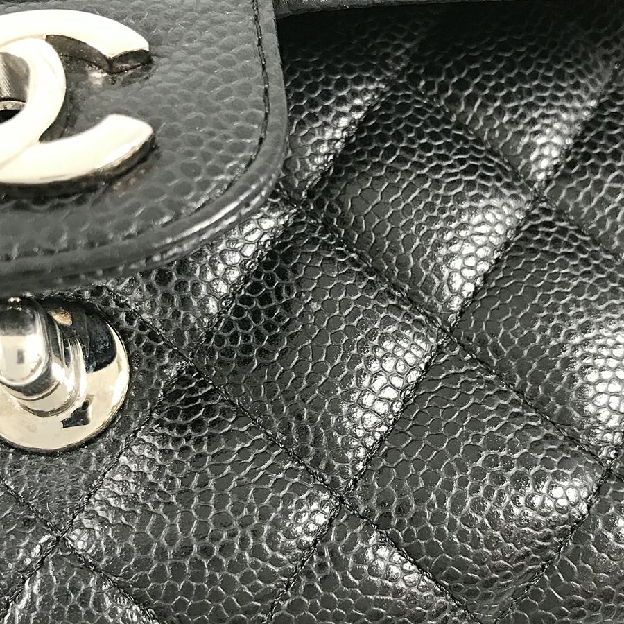 シャネル ショルダーバッグ