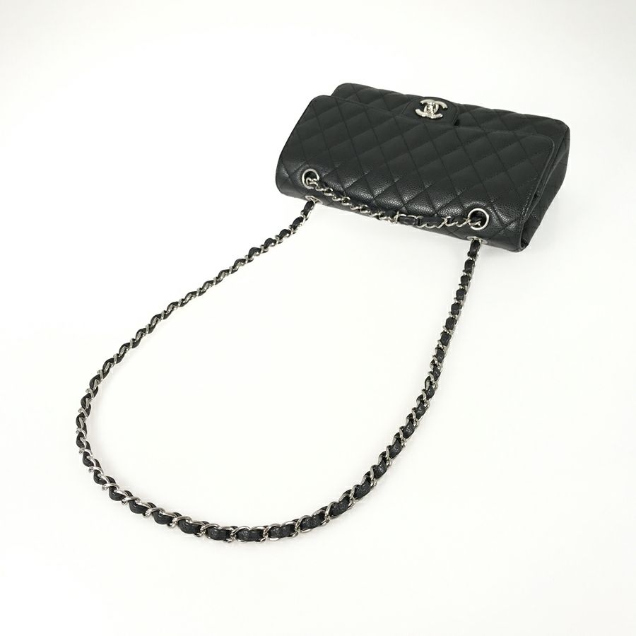 シャネル ショルダーバッグ