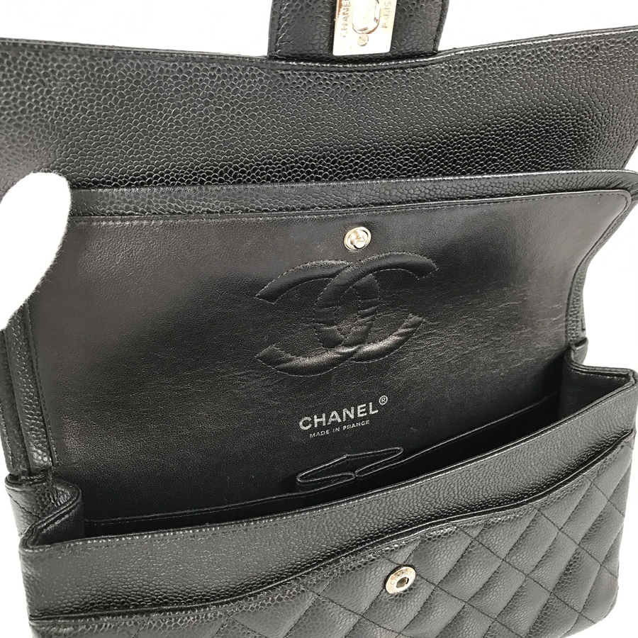 シャネル ショルダーバッグ