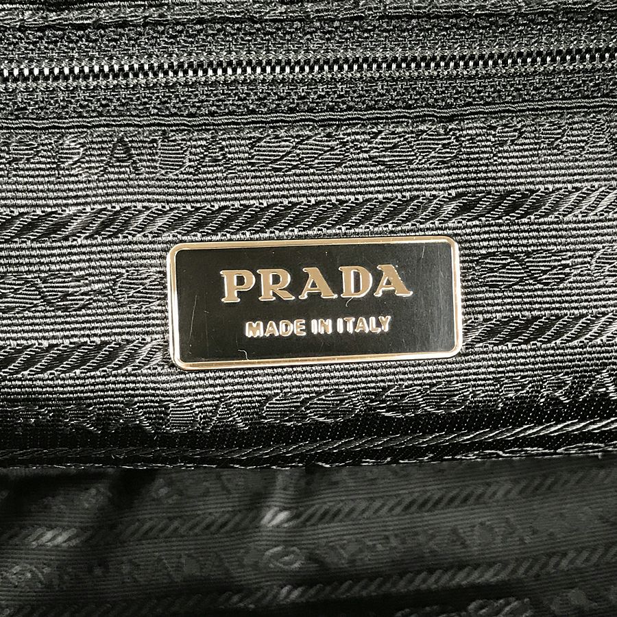 プラダ ボストンバッグ