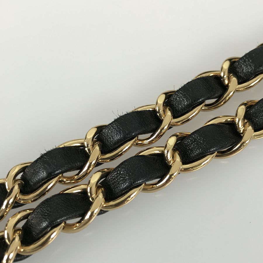 シャネル ショルダーバッグ