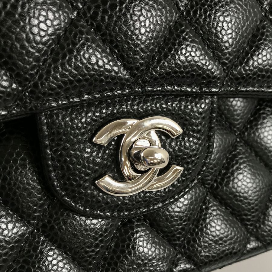 シャネル ショルダーバッグ