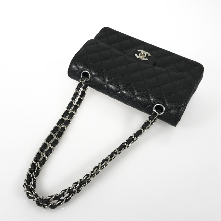 シャネル ショルダーバッグ