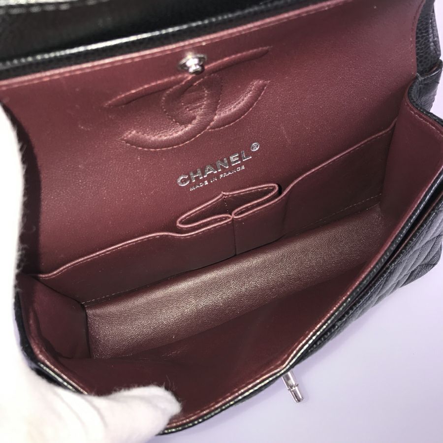 シャネル ショルダーバッグ