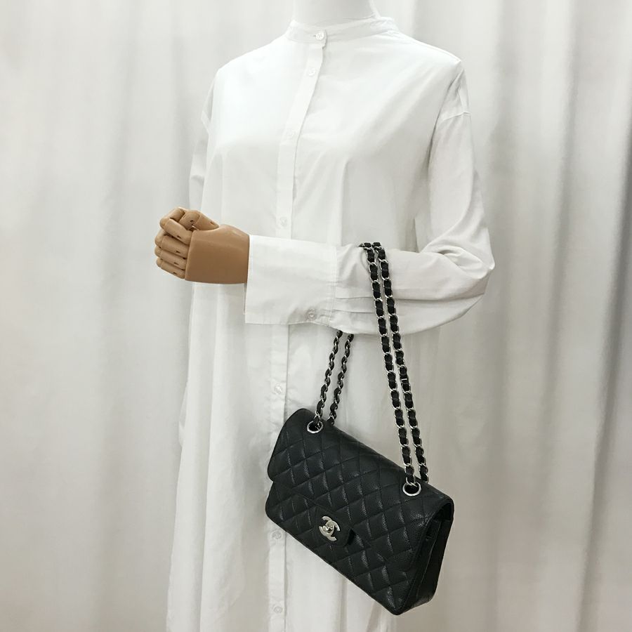 シャネル ショルダーバッグ