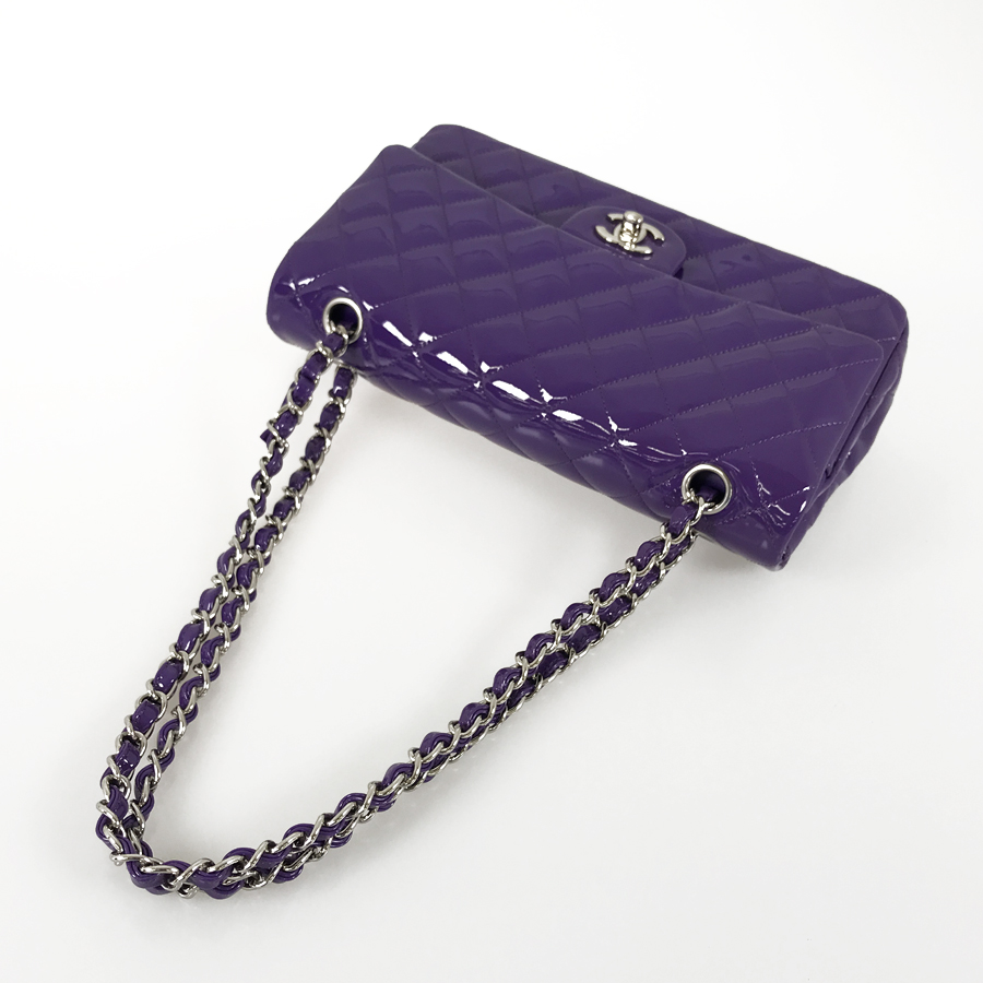 シャネル ショルダーバッグ