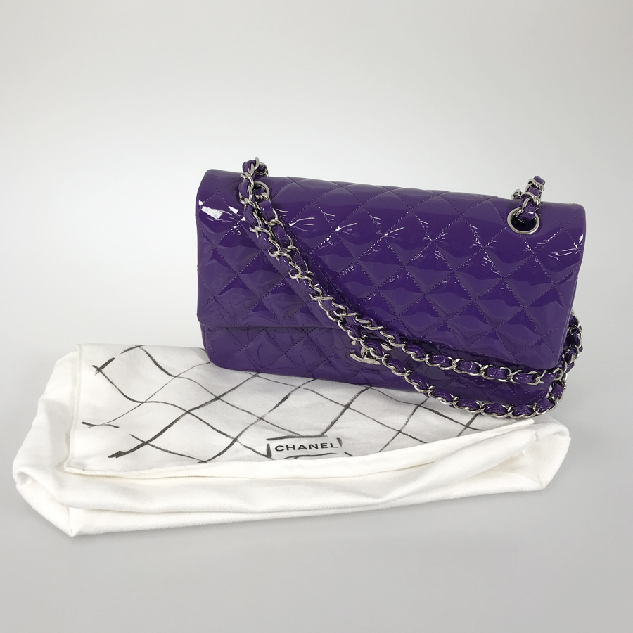 シャネル ショルダーバッグ