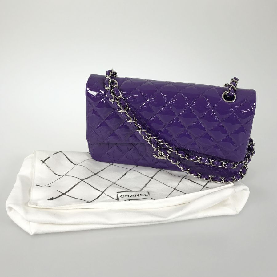 シャネル ショルダーバッグ