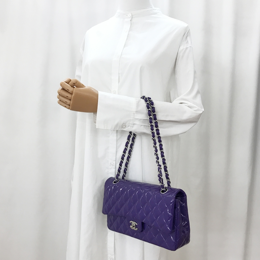 シャネル ショルダーバッグ