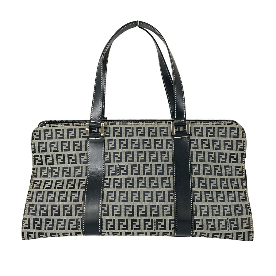 フェンディ ショルダーバッグ