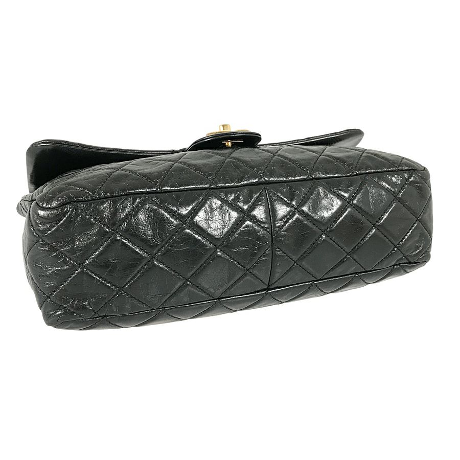 シャネル ショルダーバッグ