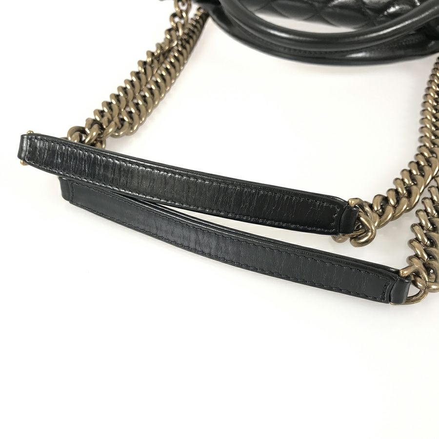 シャネル ショルダーバッグ