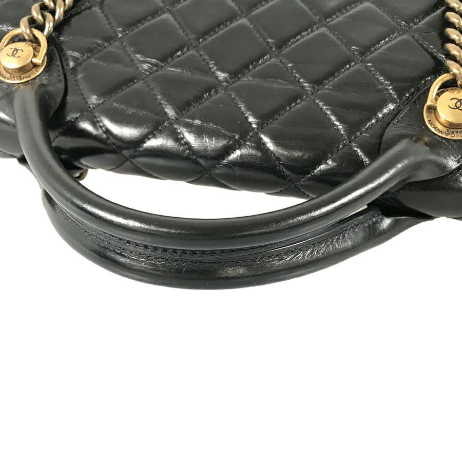 シャネル ショルダーバッグ