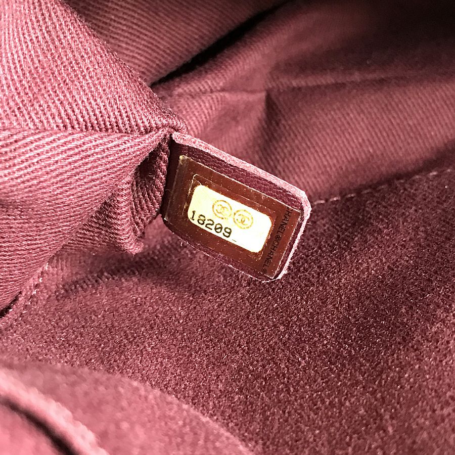 シャネル ショルダーバッグ