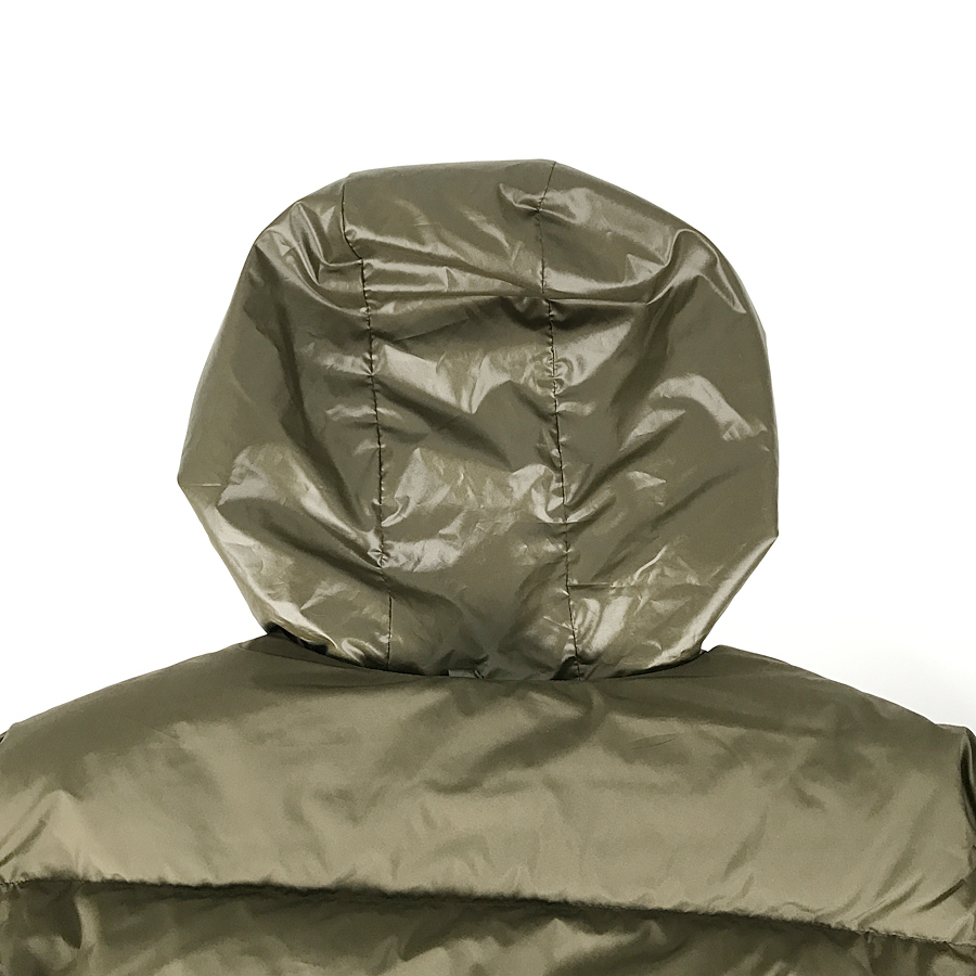 モンクレール レディース ダウンジャケット