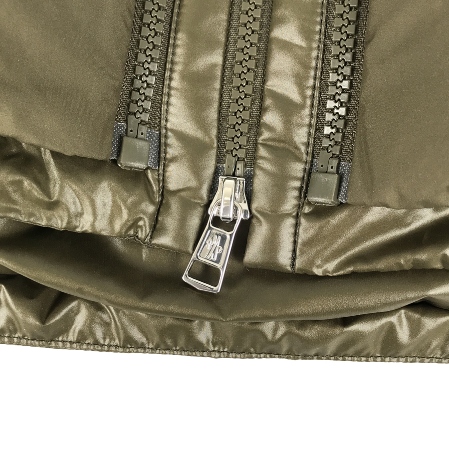 モンクレール レディース ダウンジャケット