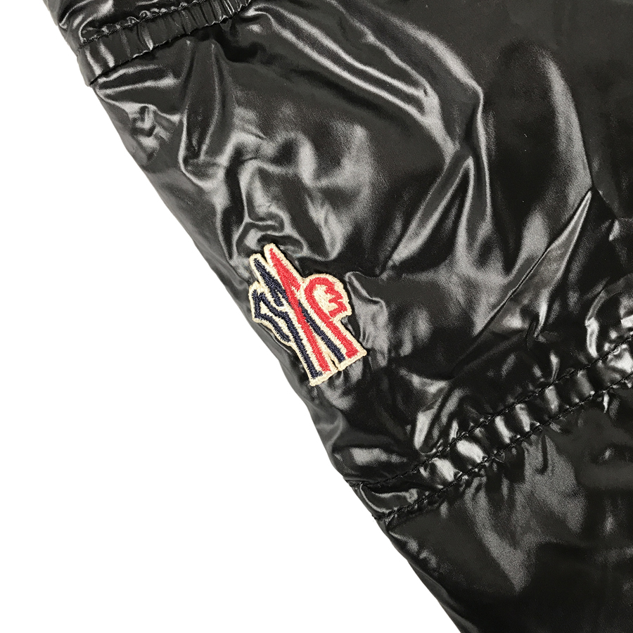 モンクレール レディース ダウンジャケット