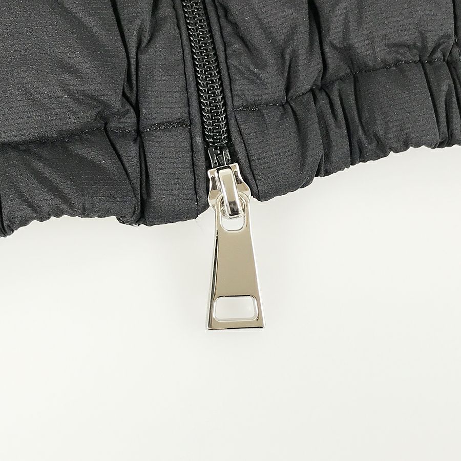 モンクレール レディース ダウンジャケット