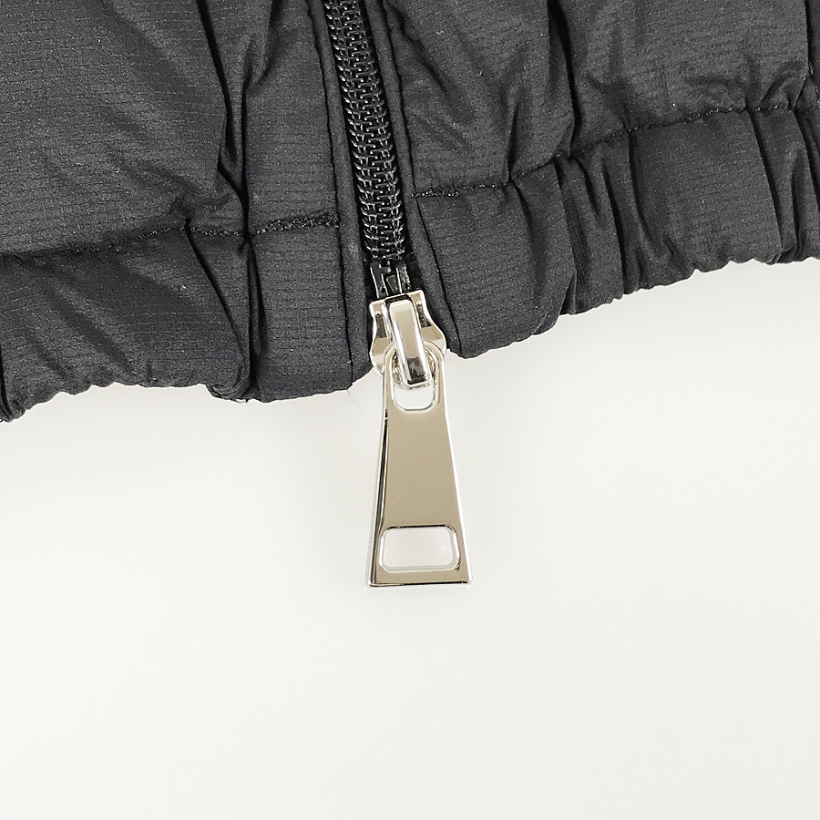 モンクレール レディース ダウンジャケット