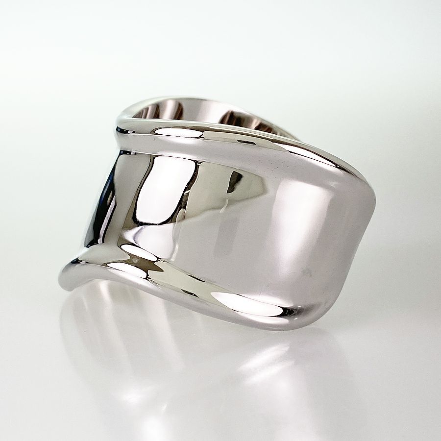 ティファニー バングル