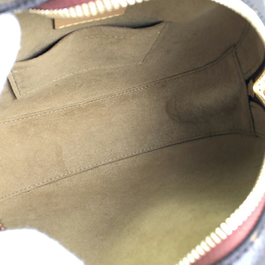 ルイ・ヴィトン モノグラム ボワット シャポー スープルMM  ショルダーバッグ