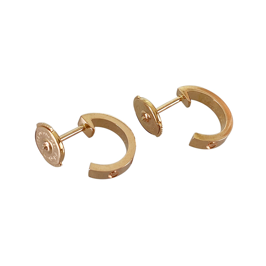 カルティエ ピアス