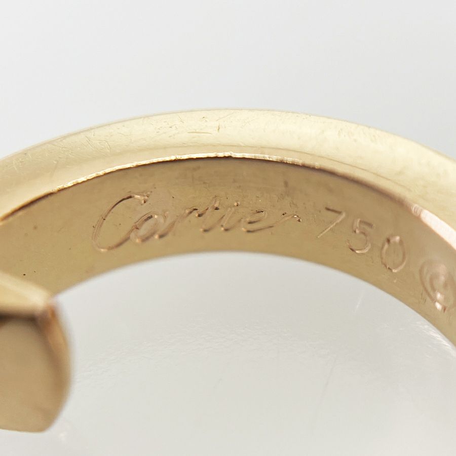 カルティエ ピアス