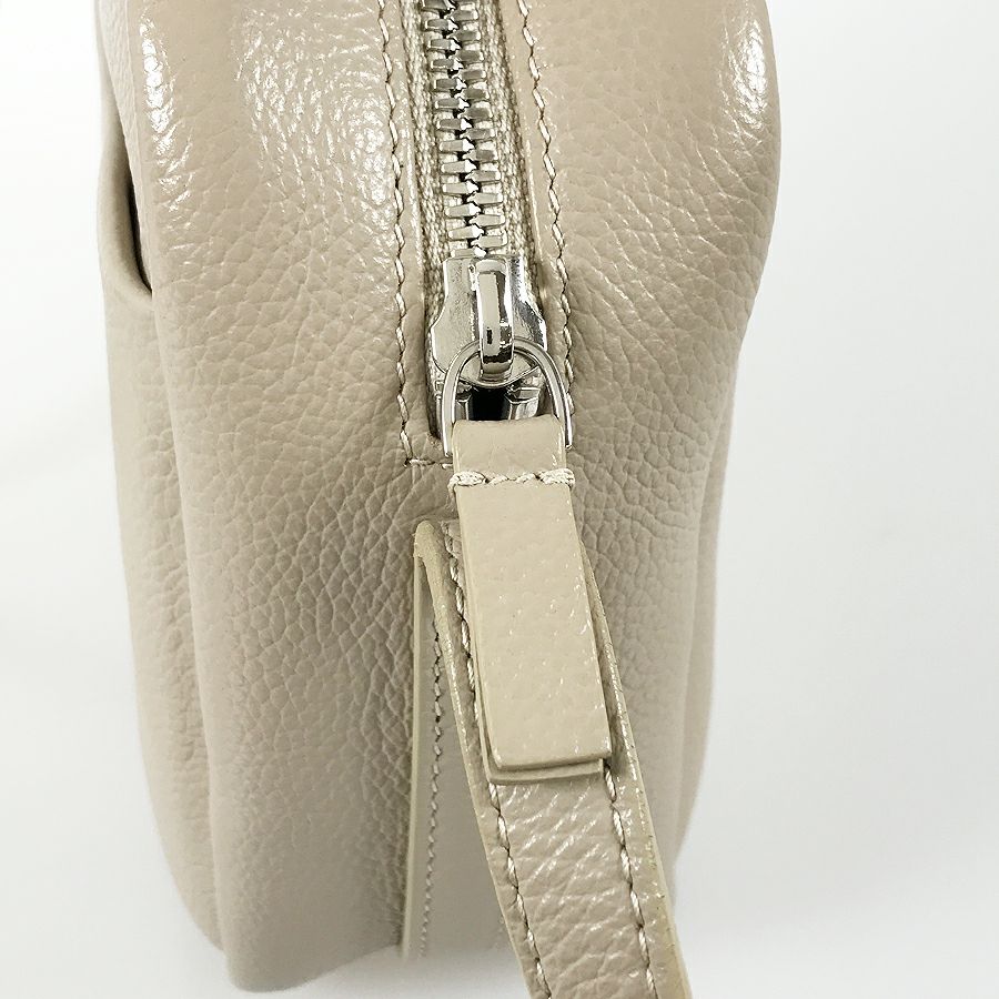 バレンシアガ ショルダーバッグ