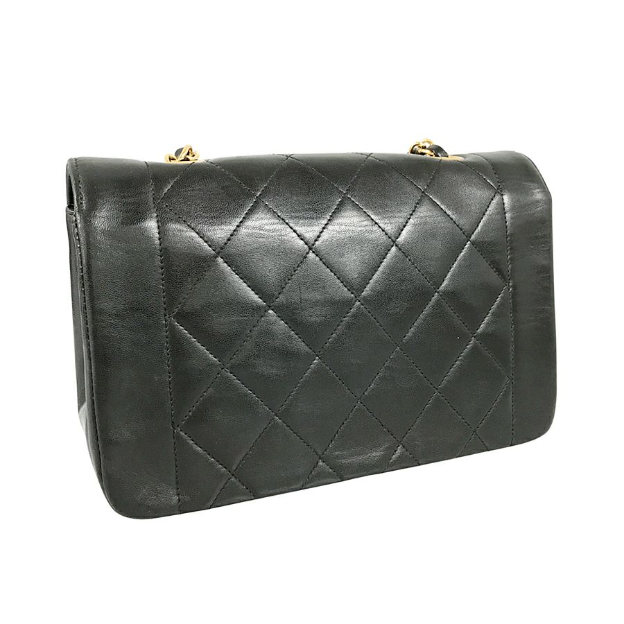 シャネル ショルダーバッグ