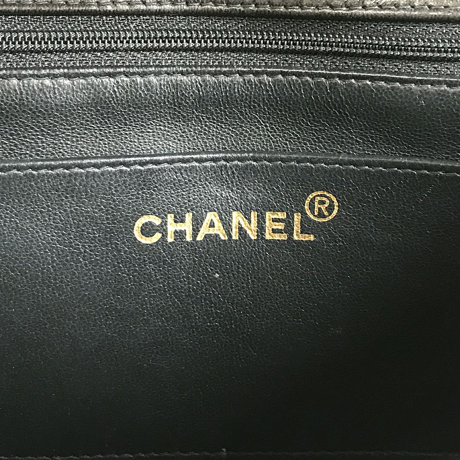 シャネル ショルダーバッグ