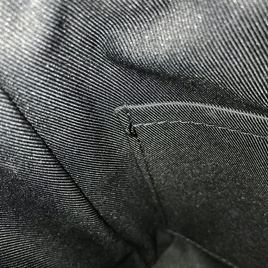 ルイ・ヴィトン モノグラム エクリプス ディストリクトPM NM  ショルダーバッグ