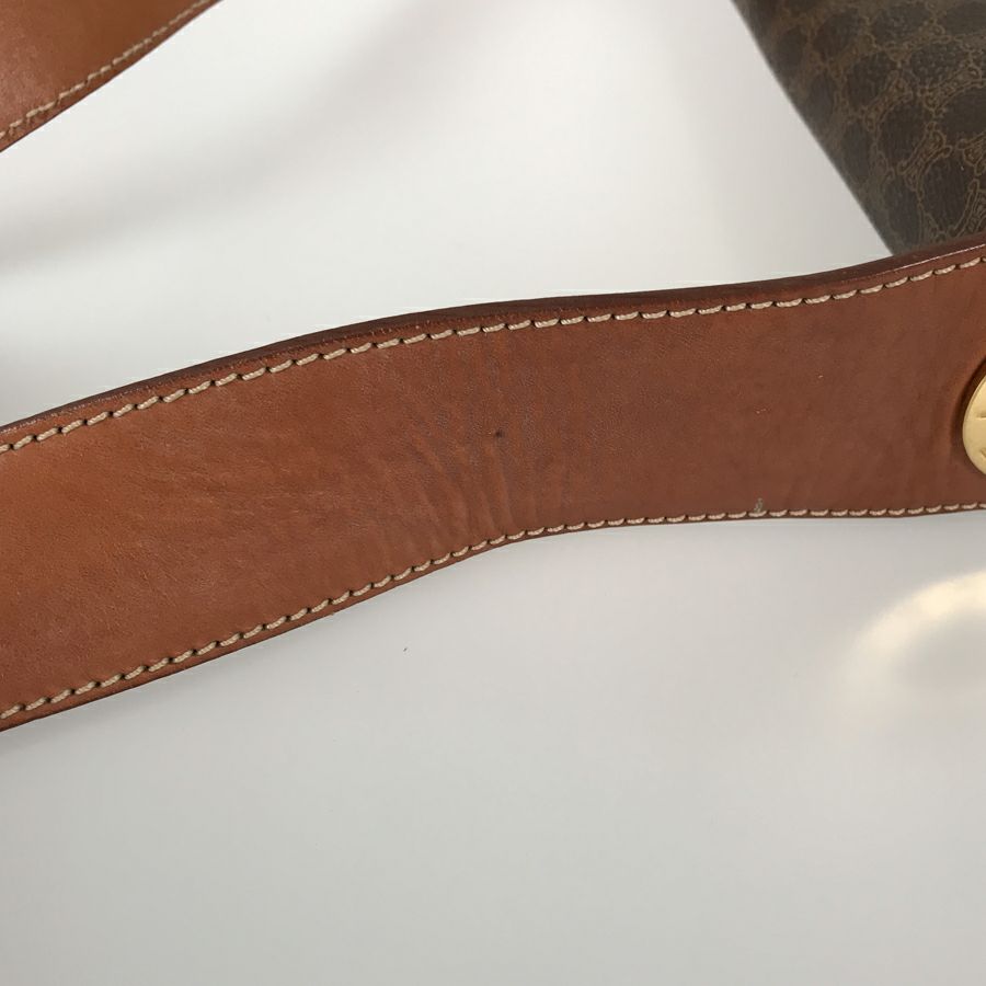 セリーヌ ショルダーバッグ