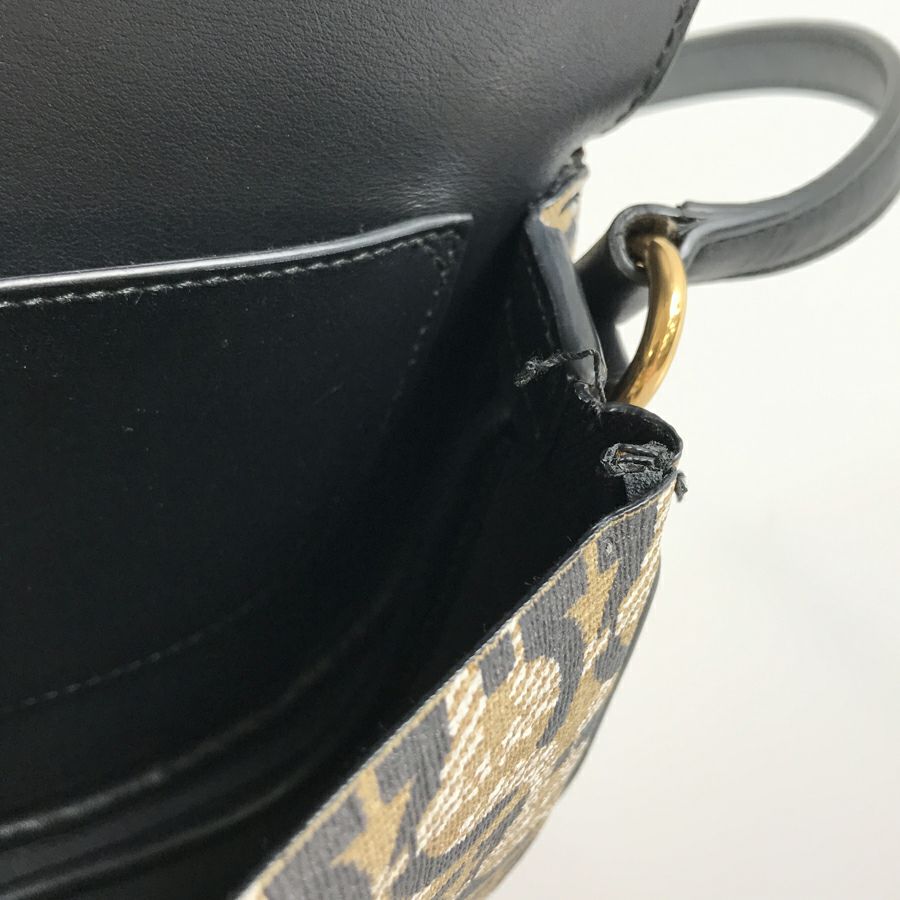 サルヴァトーレフェラガモ ショルダーバッグ