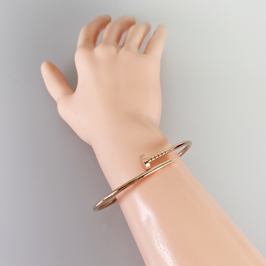 カルティエ ブレスレット