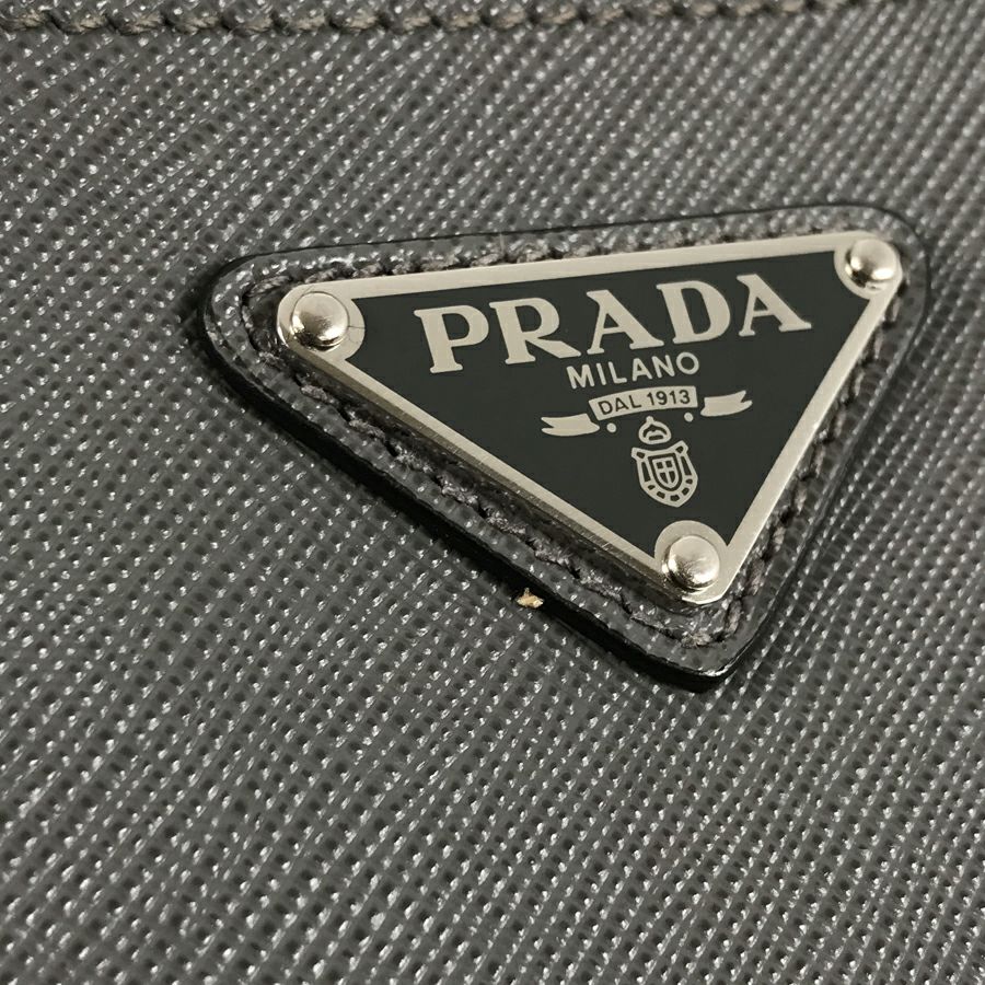 プラダ ハンドバッグ