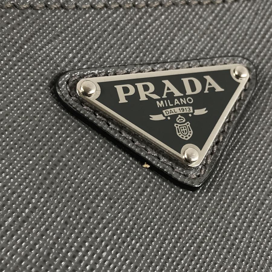プラダ ハンドバッグ