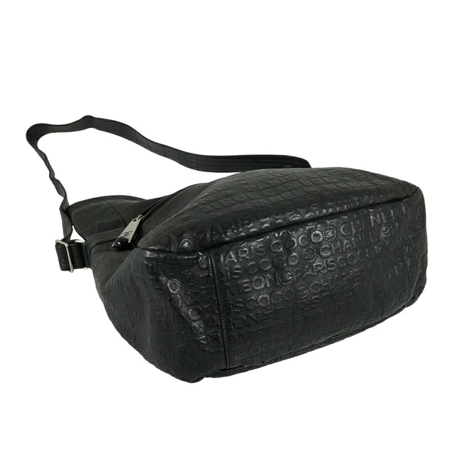 シャネル ショルダーバッグ