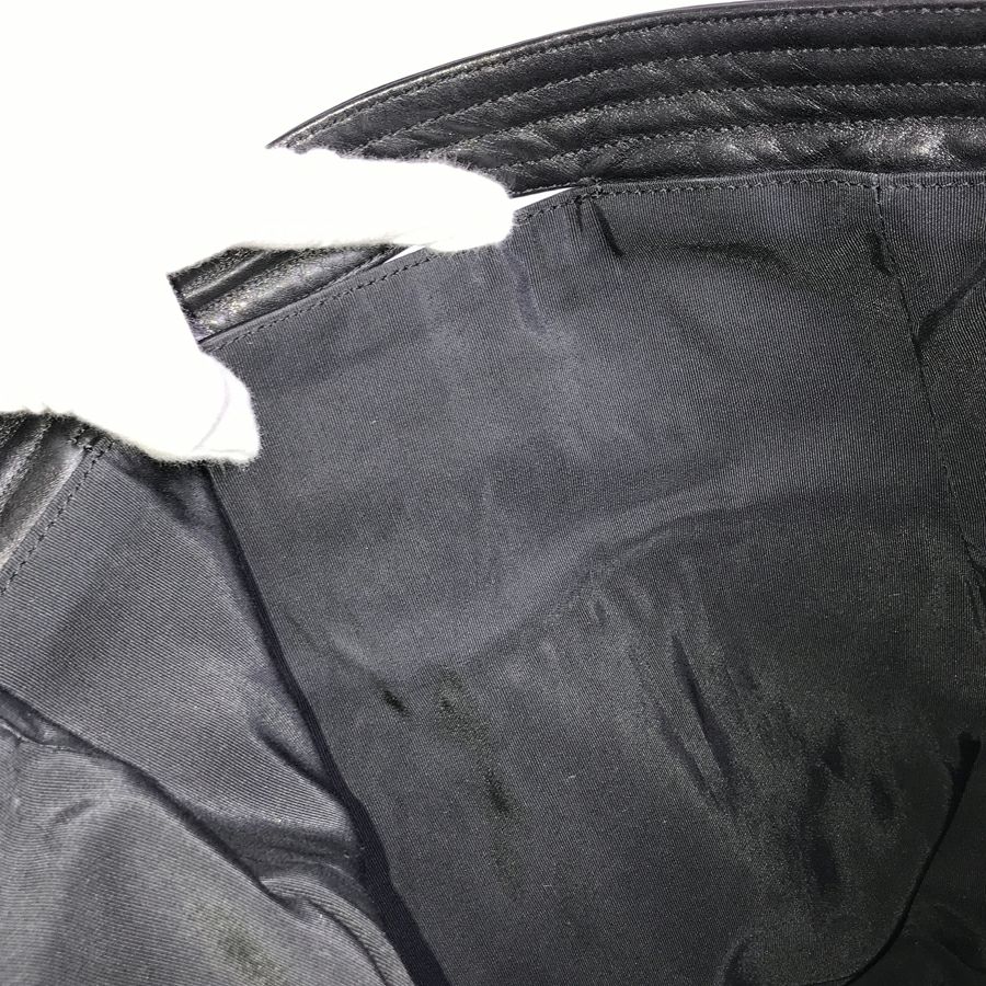 シャネル ショルダーバッグ