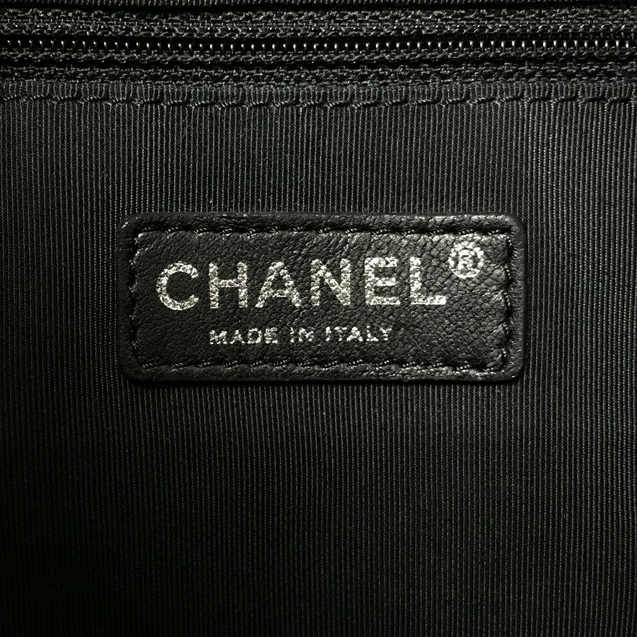 シャネル ショルダーバッグ