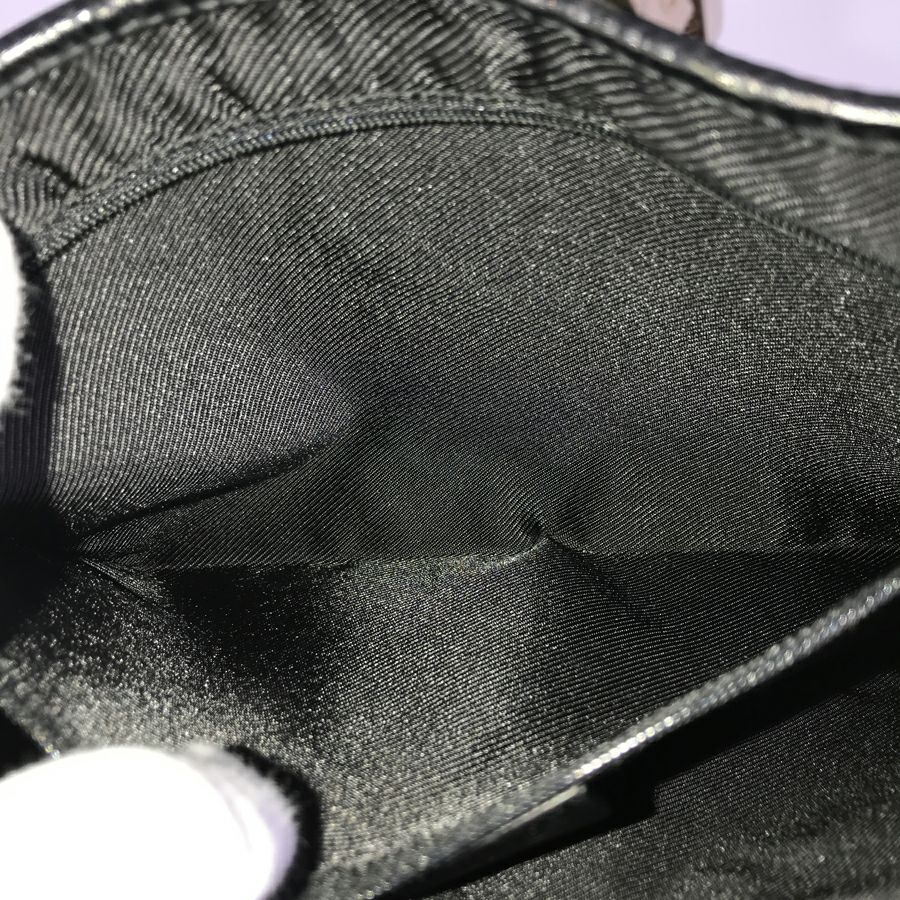 グッチ ショルダーバッグ