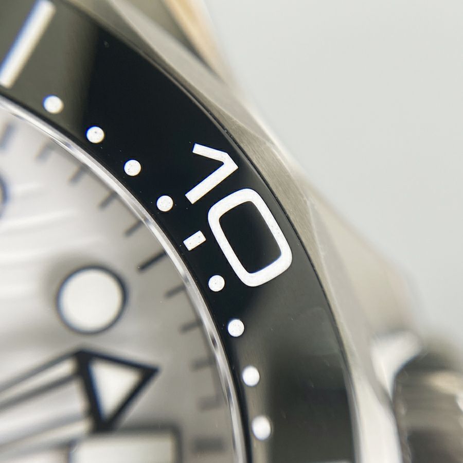 オメガ 210.32.42.20.04.001 メンズ 腕時計