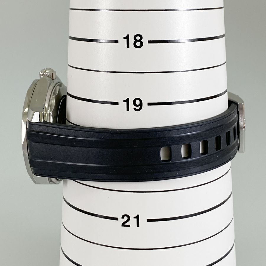 オメガ 210.32.42.20.04.001 メンズ 腕時計