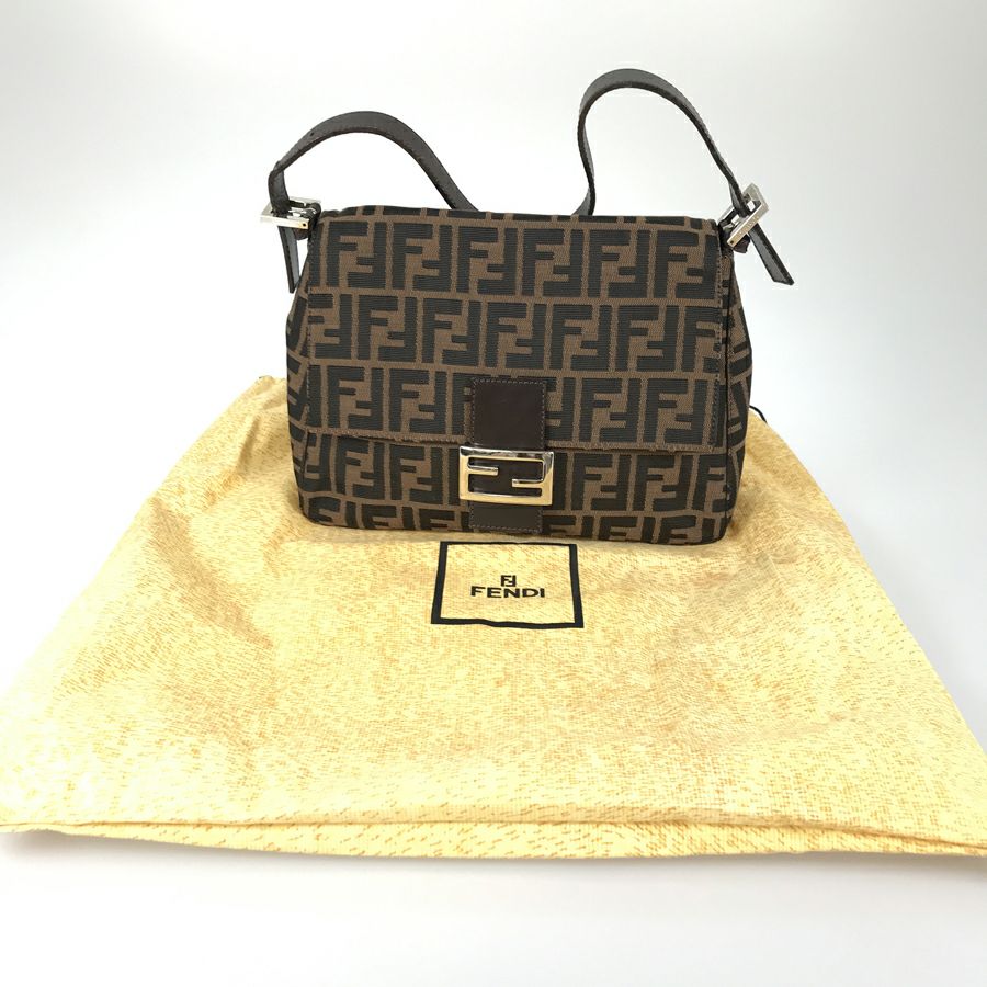 フェンディ ショルダーバッグ