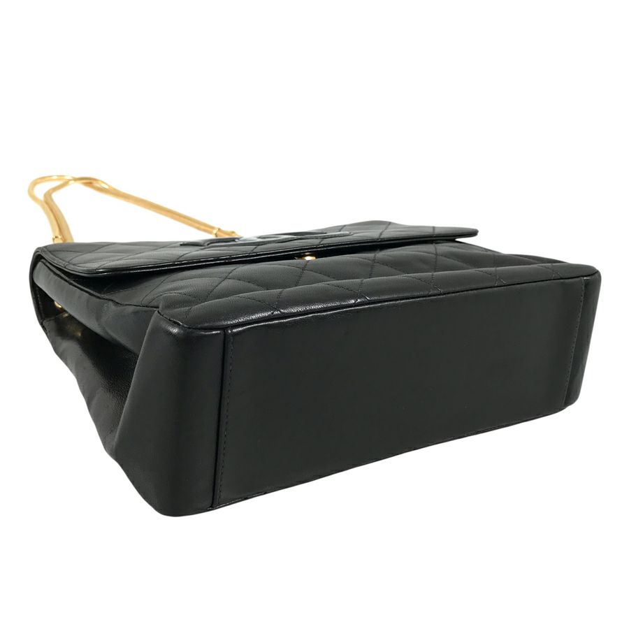 シャネル ショルダーバッグ