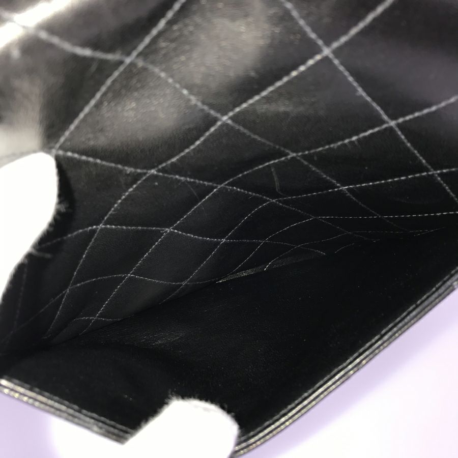 シャネル ショルダーバッグ