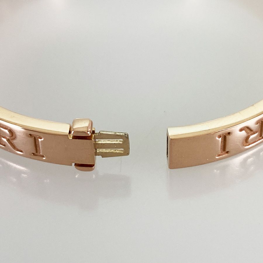 ブルガリ バングル