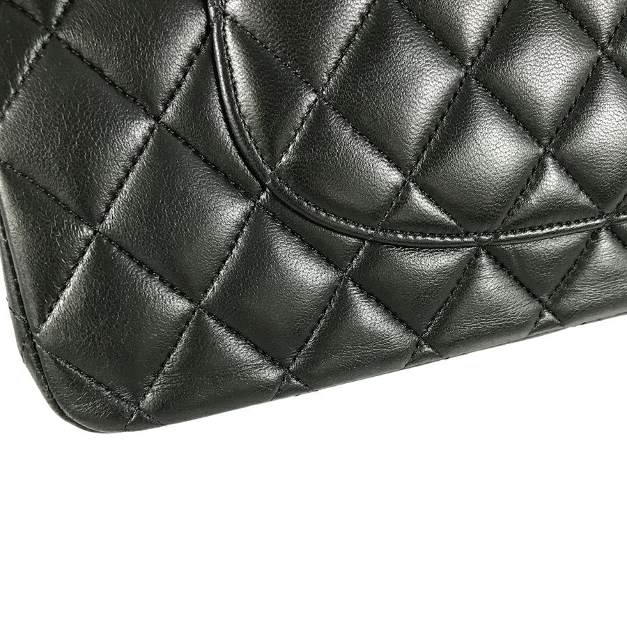 シャネル ショルダーバッグ